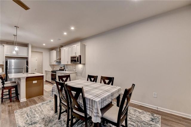 682 Smokey Quartz Way, Kennesaw, GA 30144