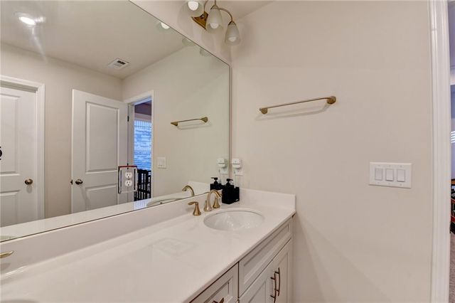 682 Smokey Quartz Way, Kennesaw, GA 30144