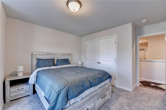 682 Smokey Quartz Way, Kennesaw, GA 30144