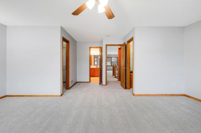 4228 Boulder Ridge Point, Eagan, MN 55122
