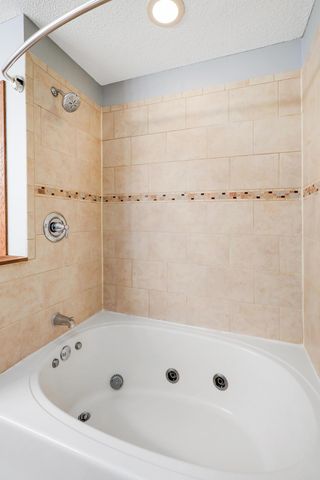 4228 Boulder Ridge Point, Eagan, MN 55122