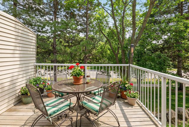 4228 Boulder Ridge Point, Eagan, MN 55122