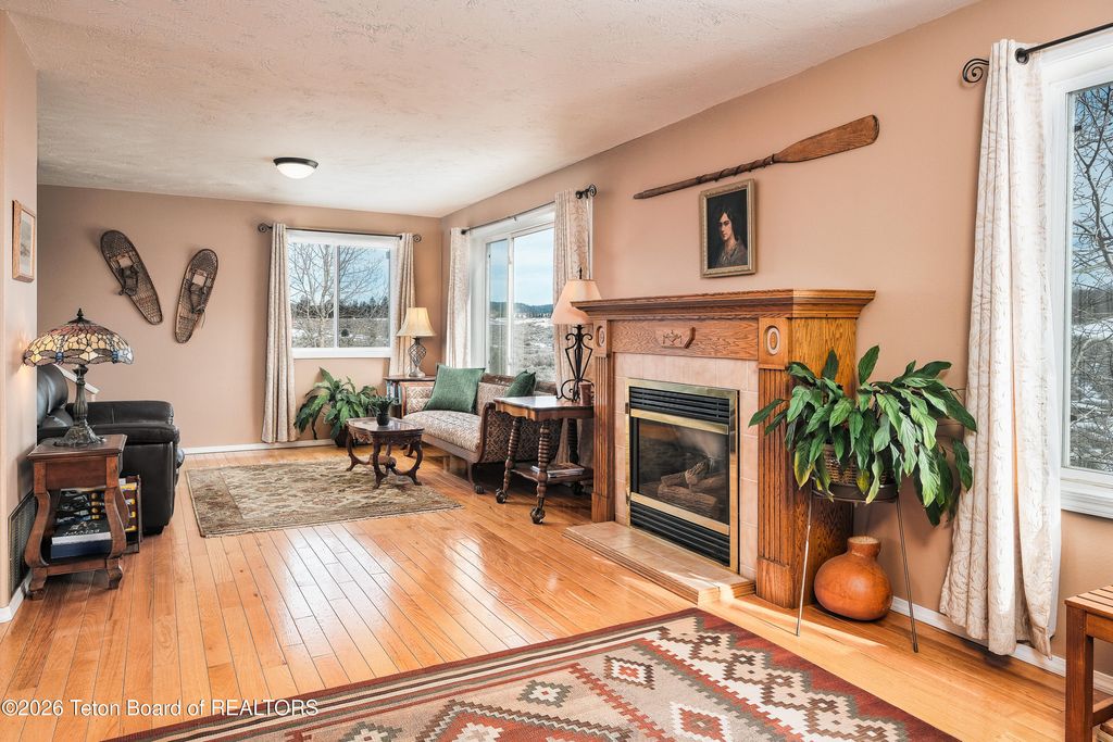 9561 MOUNTAIN VIEW Drive, Tetonia, ID 83452 photo 11