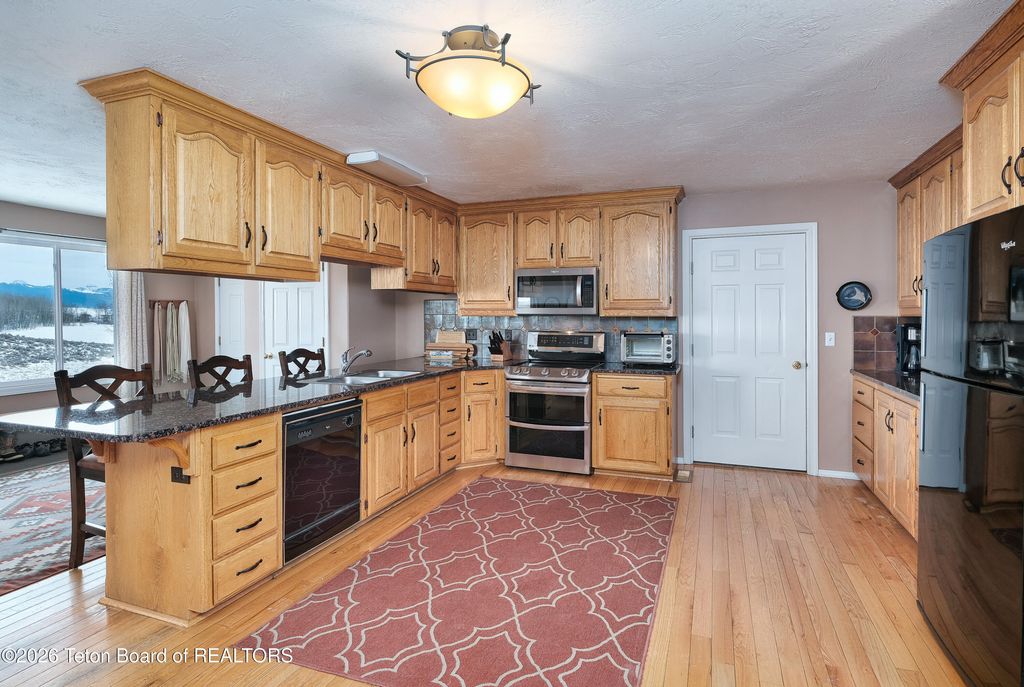 9561 MOUNTAIN VIEW Drive, Tetonia, ID 83452 photo 13