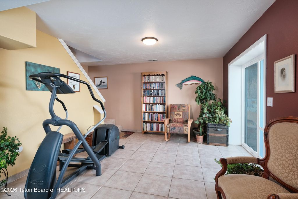 9561 MOUNTAIN VIEW Drive, Tetonia, ID 83452 photo 30