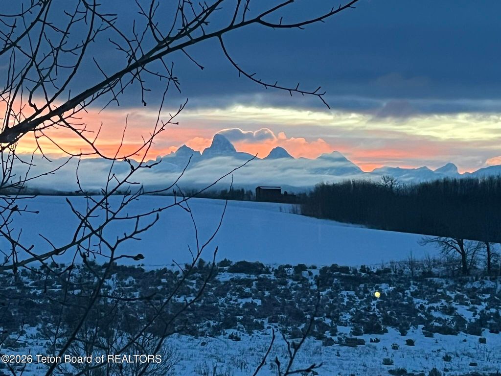 9561 MOUNTAIN VIEW Drive, Tetonia, ID 83452 photo 36