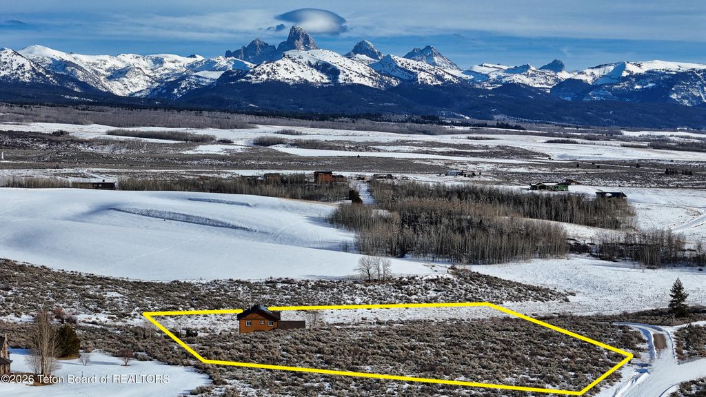 9561 MOUNTAIN VIEW Drive, Tetonia, ID 83452 photo 8