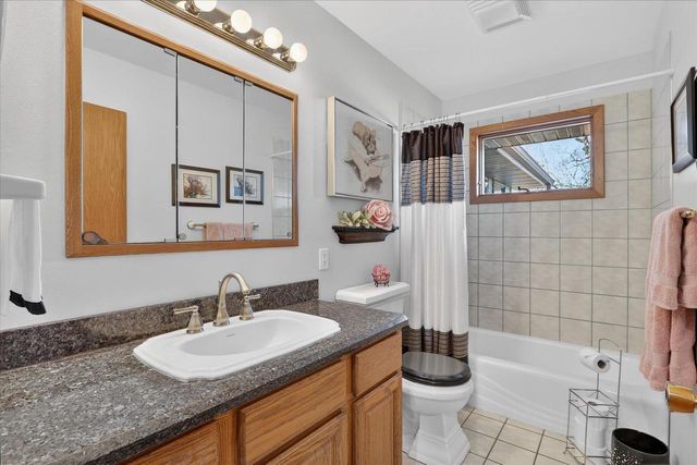 8801 N Serns Road, Milton, WI 53563