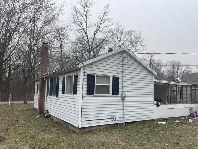 50632 Kenilworth Road, South Bend, IN 46637