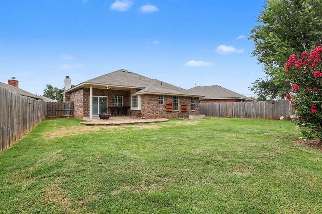904 Pruett Drive, Edmond, OK 73003