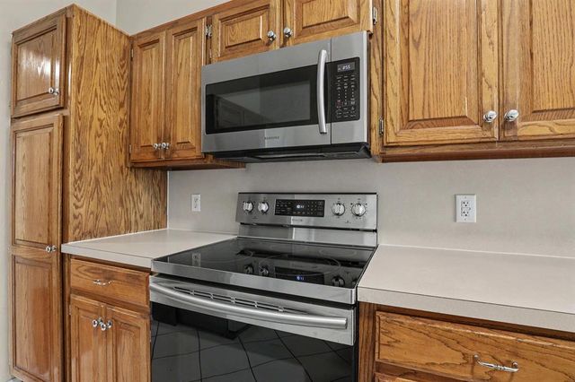 904 Pruett Drive, Edmond, OK 73003