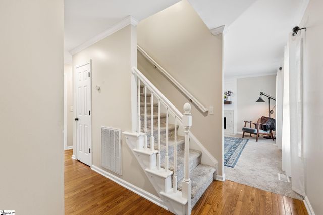 9 Black Knob Court, Greenville, SC 29609