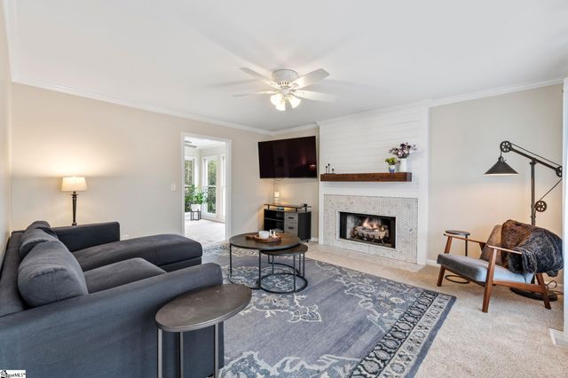 9 Black Knob Court, Greenville, SC 29609