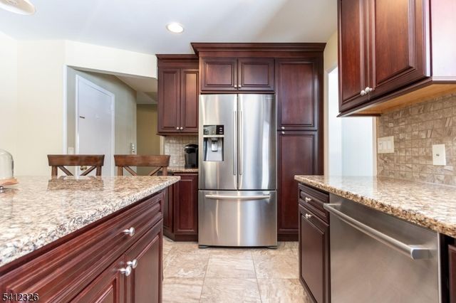 816 Mine Rd, Bridgewater Twp., NJ 08807