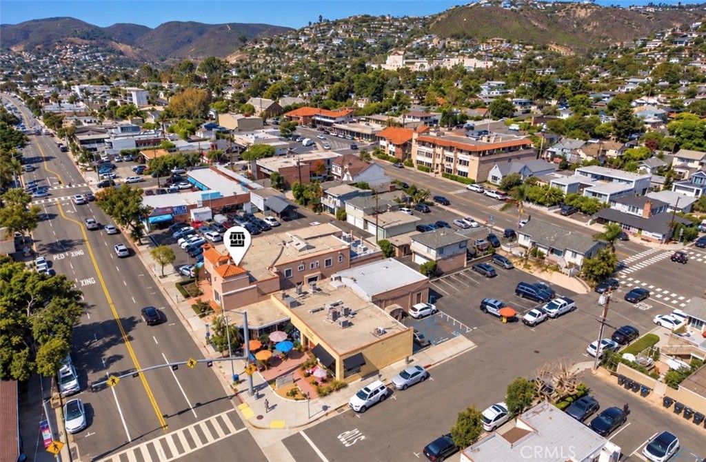 976 S Coast Highway 1, Laguna Beach, CA 92651 — exterior