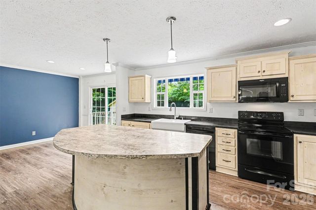 11913 Platon Avenue, Huntersville, NC 28078
