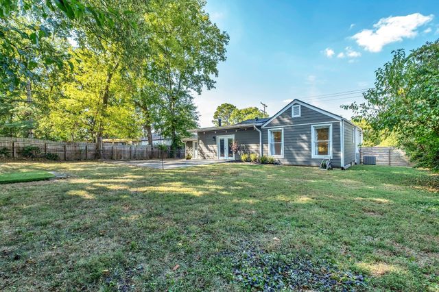 908 Solley Dr, Nashville, TN 37216