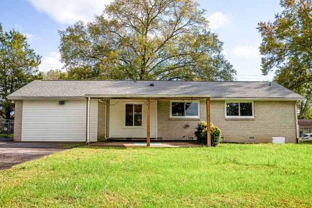 202 Raindrop Ln, Hendersonville, TN 37075