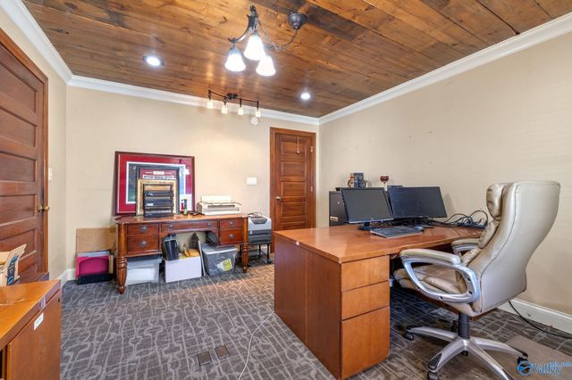 1640A Blount Avenue, Guntersville, AL 35976