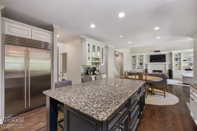 758 Middlesex Road, Grosse Pointe, MI 48230