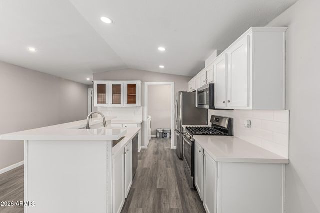 625 W MCKELLIPS Road 330, Mesa, AZ 85201