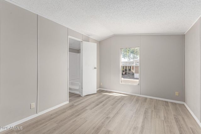 625 W MCKELLIPS Road 330, Mesa, AZ 85201
