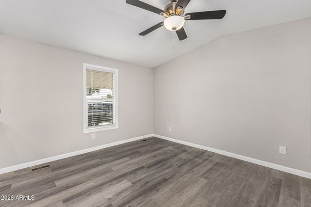 625 W MCKELLIPS Road 330, Mesa, AZ 85201