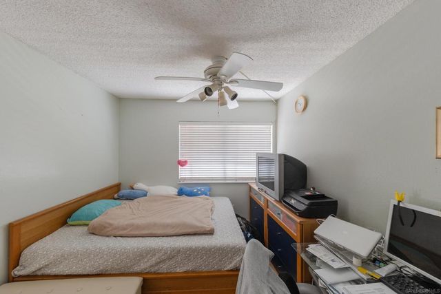 7959 Caminito Dia 2, San Diego, CA 92122