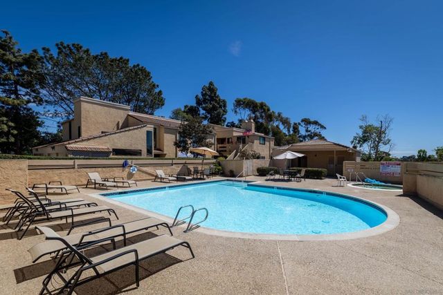 7959 Caminito Dia 2, San Diego, CA 92122