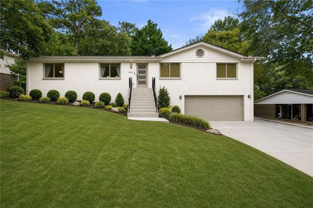 3941 Lake Drive SE, Smyrna, GA 30082