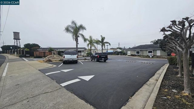 123 Zartop, Oakley, CA 94561