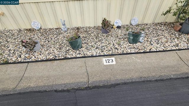 123 Zartop, Oakley, CA 94561