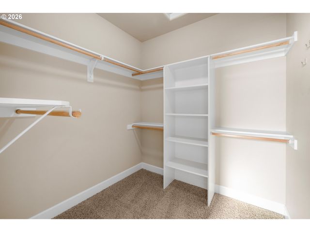 2067 Sw 192ND Ave, Beaverton, OR 97003