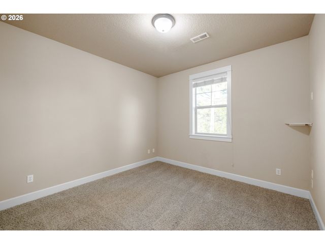2067 Sw 192ND Ave, Beaverton, OR 97003