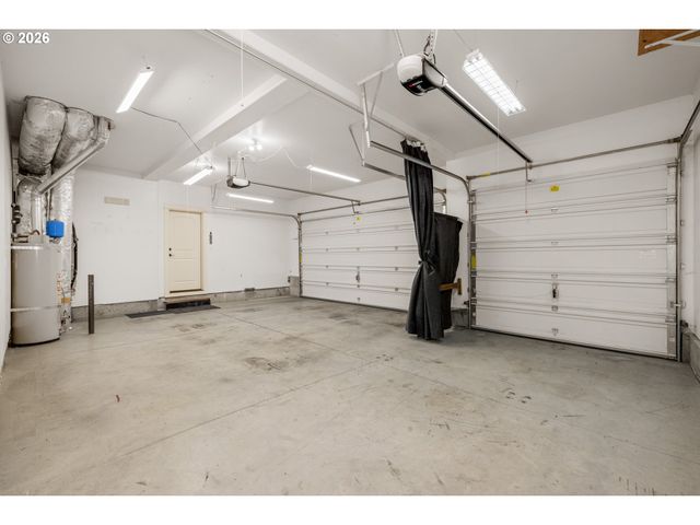 2067 Sw 192ND Ave, Beaverton, OR 97003