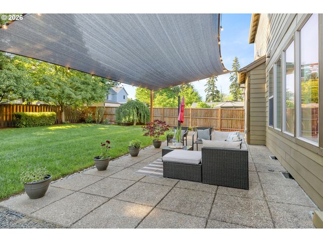 2067 Sw 192ND Ave, Beaverton, OR 97003