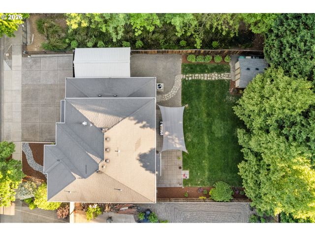 2067 Sw 192ND Ave, Beaverton, OR 97003