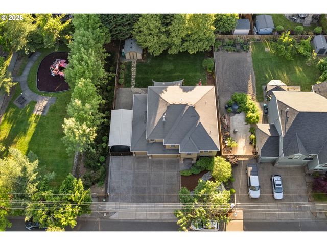 2067 Sw 192ND Ave, Beaverton, OR 97003