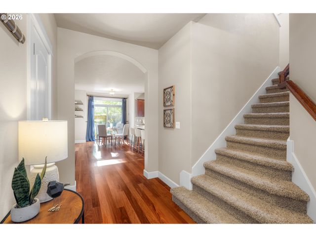 2067 Sw 192ND Ave, Beaverton, OR 97003