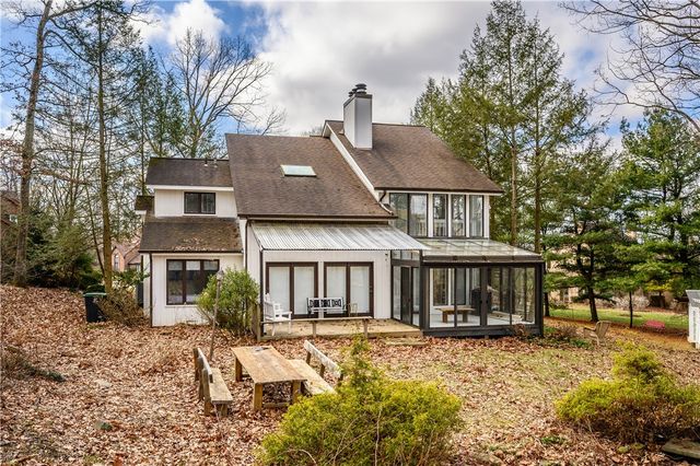 219 La Grande Dr, Cranberry Twp, PA 16066