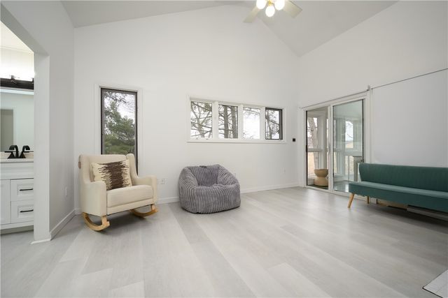 219 La Grande Dr, Cranberry Twp, PA 16066