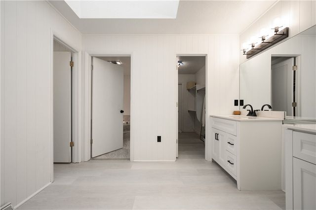 219 La Grande Dr, Cranberry Twp, PA 16066