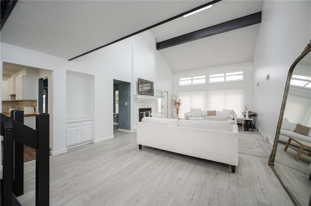 219 La Grande Dr, Cranberry Twp, PA 16066