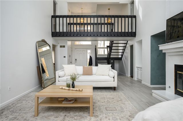 219 La Grande Dr, Cranberry Twp, PA 16066