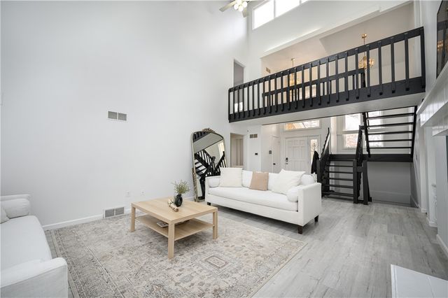 219 La Grande Dr, Cranberry Twp, PA 16066