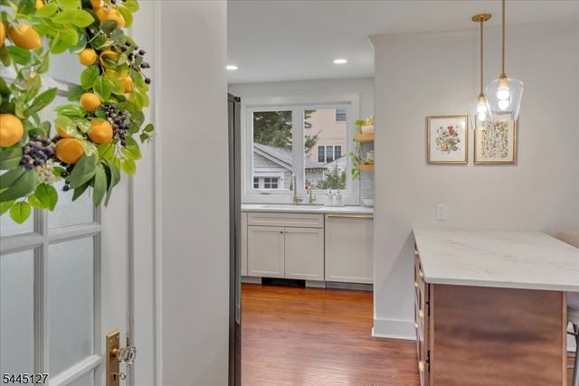 8 Oak Ln, Cranford Twp., NJ 07016