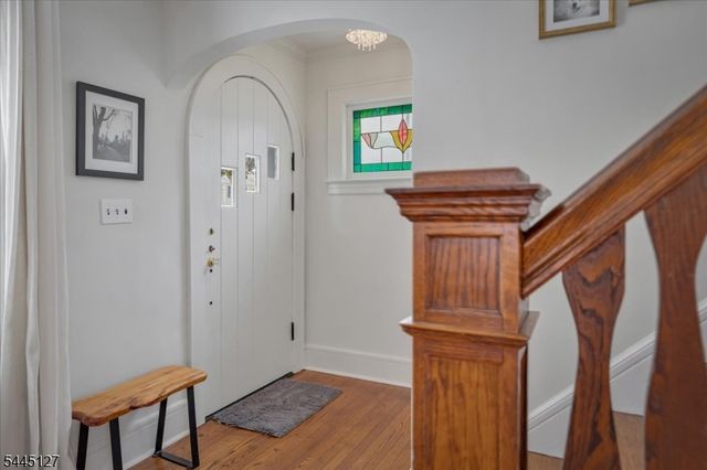 8 Oak Ln, Cranford Twp., NJ 07016