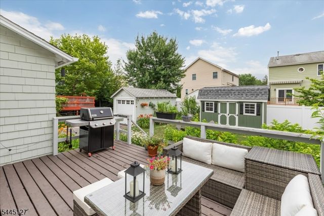 8 Oak Ln, Cranford Twp., NJ 07016