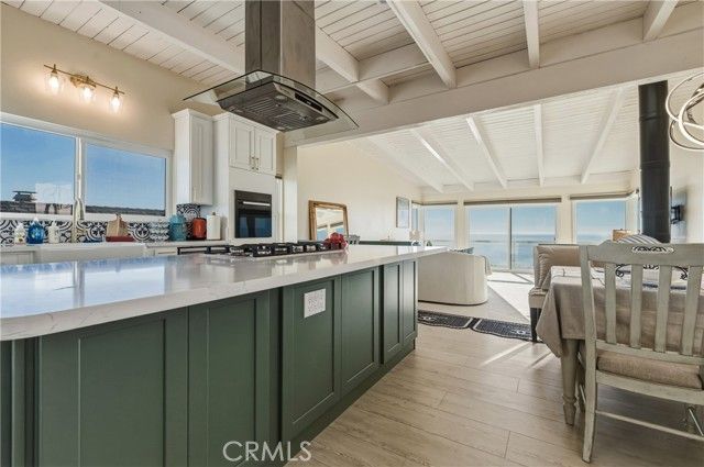 883 Katella, Laguna Beach, CA 92651