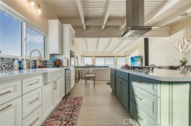 883 Katella, Laguna Beach, CA 92651